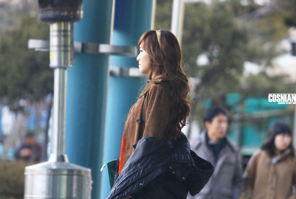 [OTHER][20-01-2012]Jessica tại trường quay của bộ phim "Wild Romance" - Page 21 121B7B4D4F41FEA725ACBD