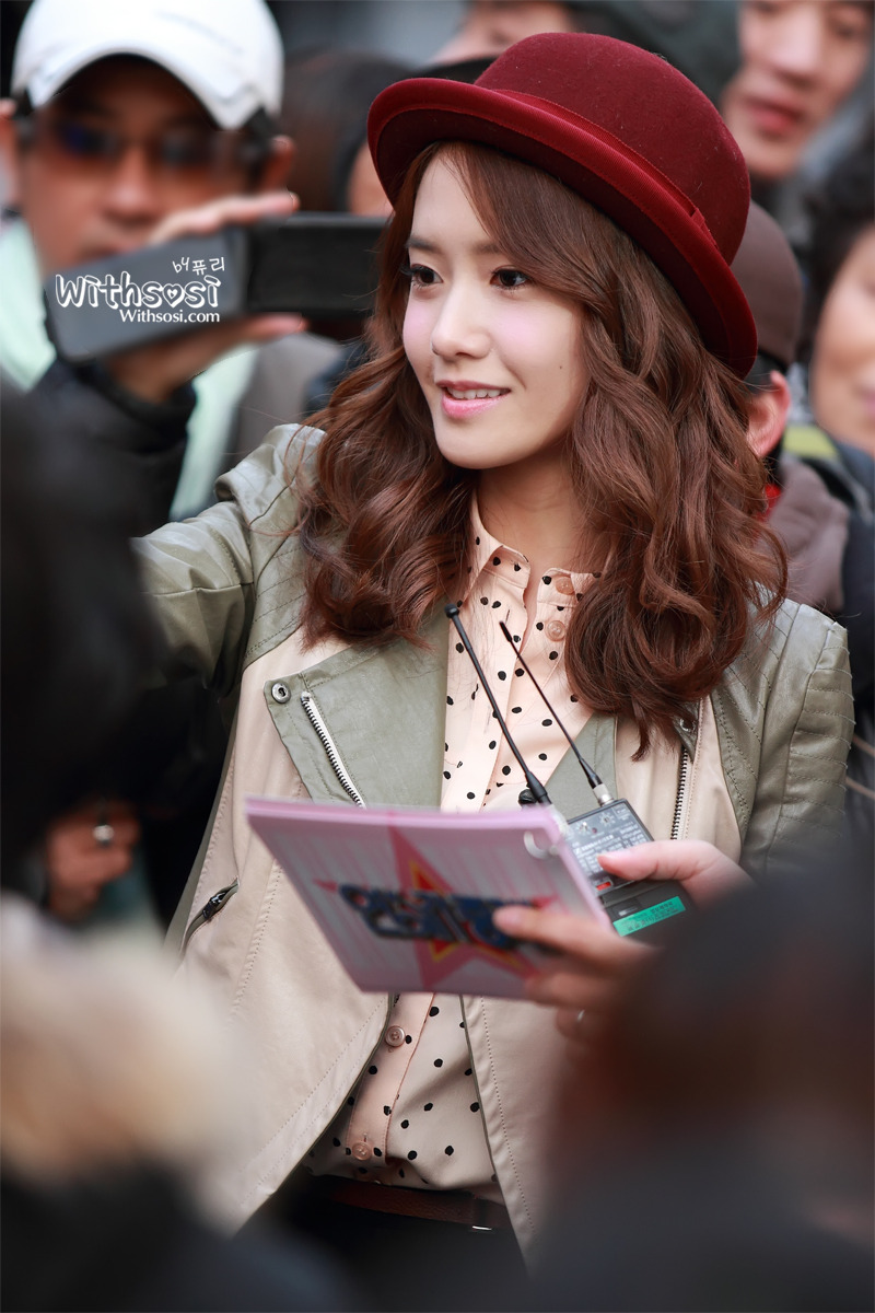 [OTHER][31-12-2011]YoonA tại trường quay của bộ phim " Love Rain " - Page 21 17656D3A4F7FD4EC2D5328