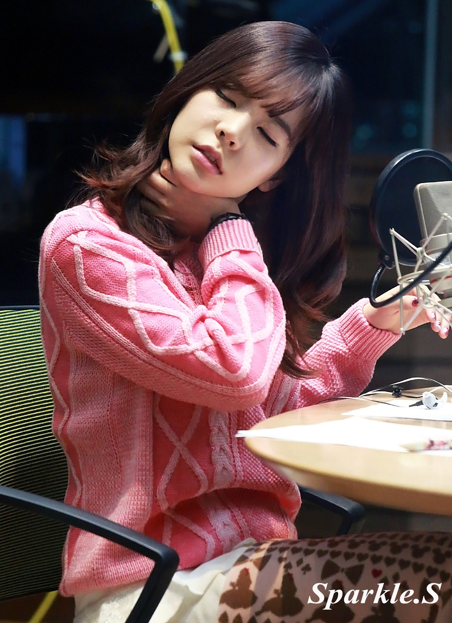 [OTHER][06-02-2015]Hình ảnh mới nhất từ DJ Sunny tại Radio MBC FM4U - "FM Date" - Page 6 215D7745551C35B712ACE5