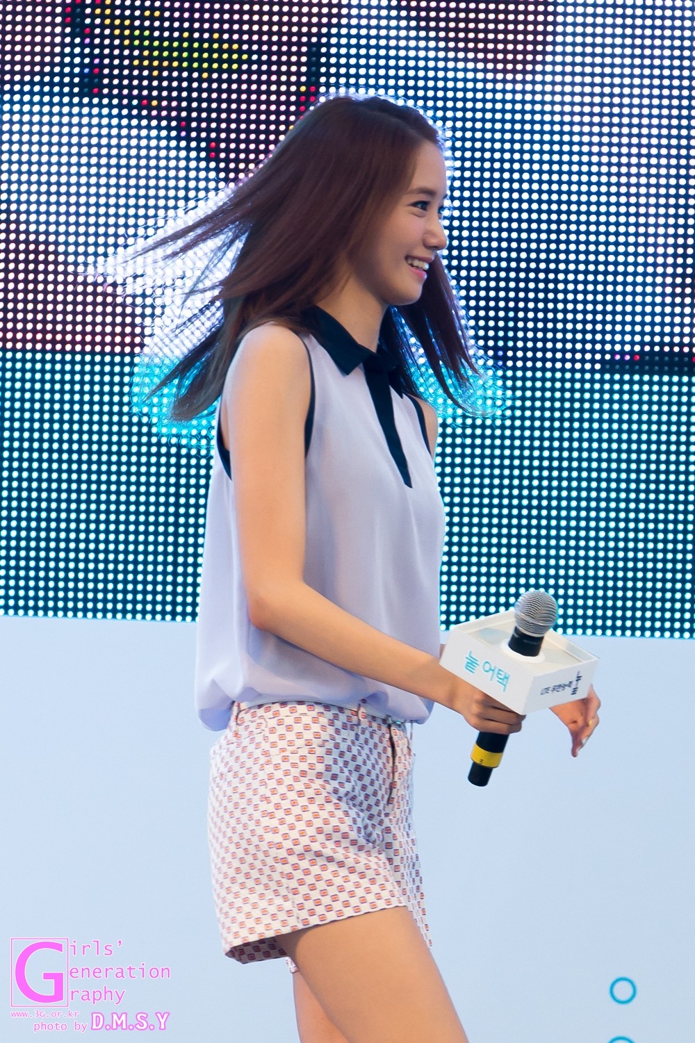 [PIC][29-07-2013]YoonA xuất hiện tại sự kiện SKT ở "Changwon Mechanical High School" cùng SHINee MinHo vào chiều nay  - Page 2 25319140521D727B289D74