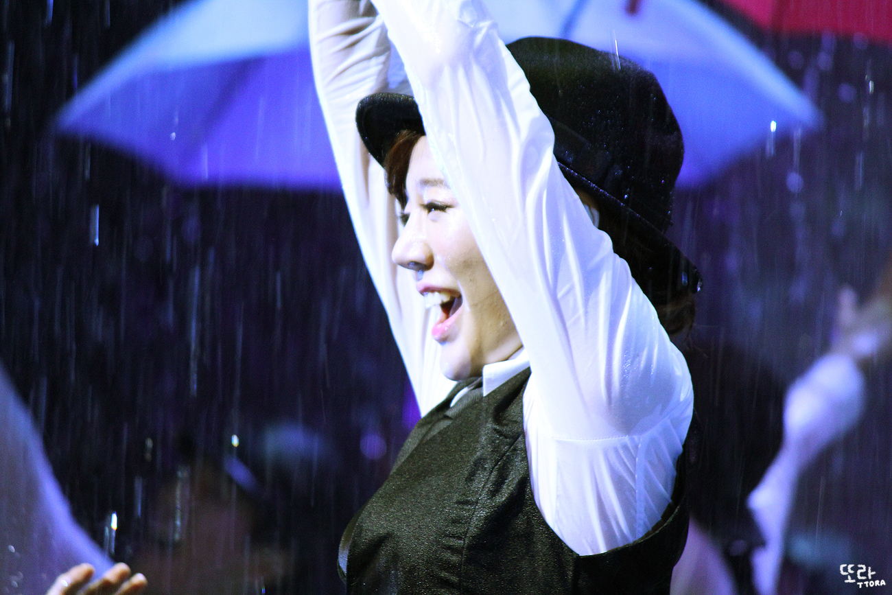 [OTHER][29-04-2014]Sunny sẽ tham gia vở nhạc kịch "SINGIN' IN THE RAIN" - Page 3 210B014253B0EAC634D458