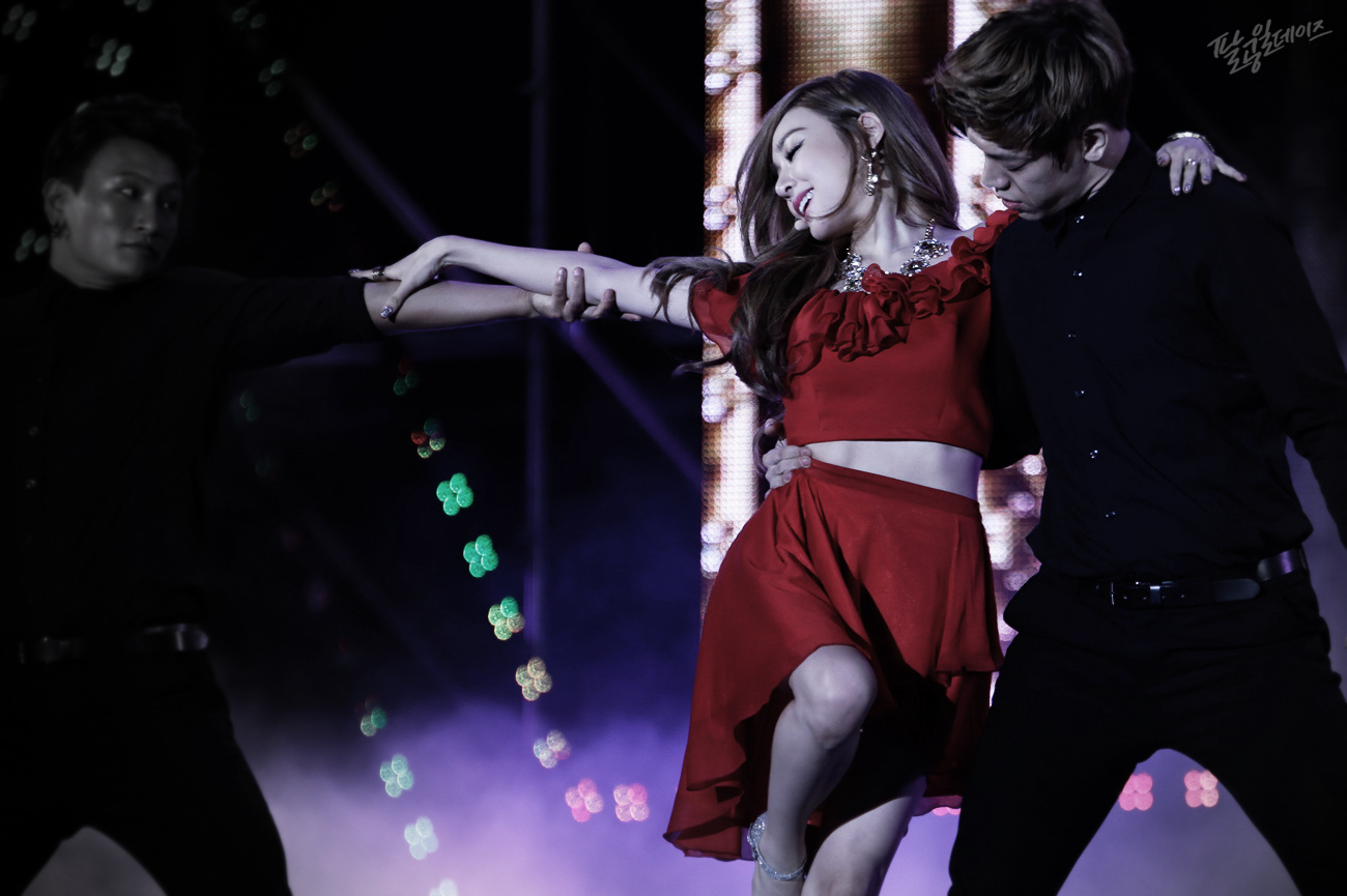 [PIC][21-09-2014]TaeTiSeo biểu diễn tại "IDOL FESTIVAL: K-POP EXPO in ASIA 2014" vào tối nay 240E4D385430FA3D35D138