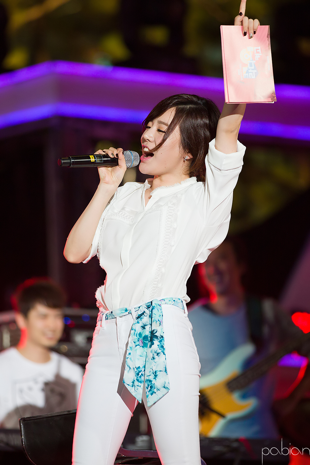 [PIC][04-09-2014]Sunny tham dự chương trình "Sangam MBC Radio" với tư cách là MC vào tối nay 2777014B5409BD251C88CC